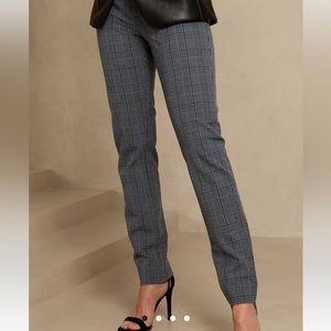 Banana Republic High-Rise Sloan Slim Pant -Navy Plaid